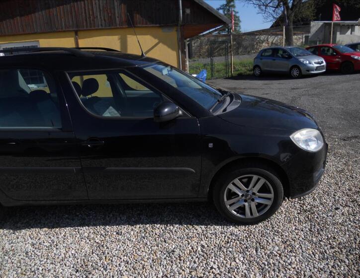 Škoda Roomster 4