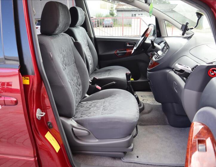 Toyota Previa 19
