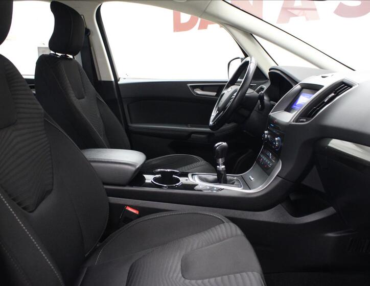 Ford S-MAX 12