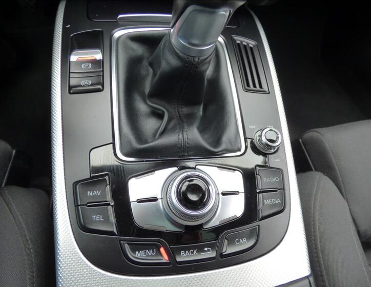 Audi A4 45
