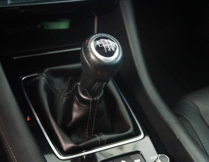 Mazda 6 17