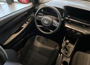 Hyundai i20 16
