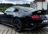 Ford Mustang 4