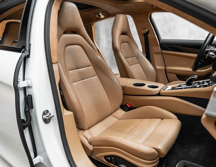 Porsche Panamera 31