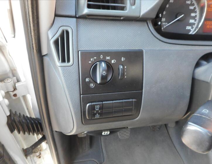 Mercedes-Benz Vito 11