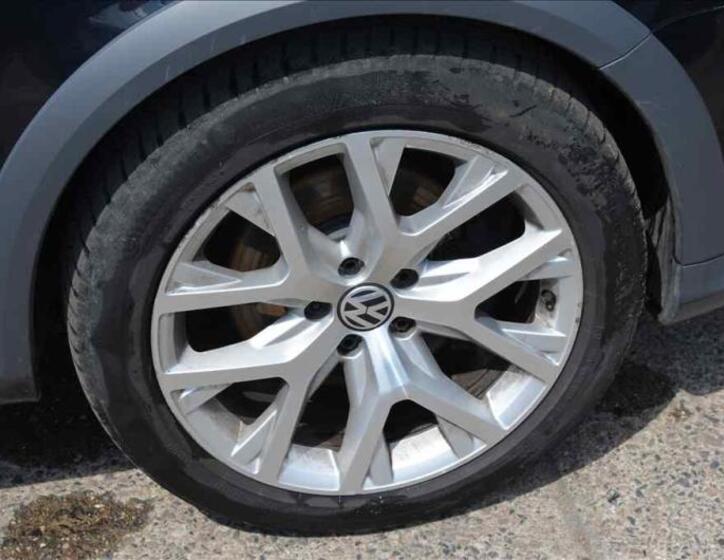 Volkswagen Passat 13