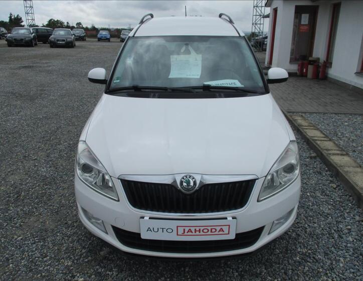 Škoda Roomster 2