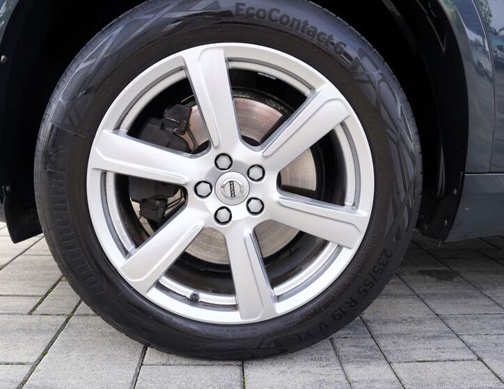 Volvo XC90 15