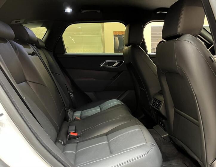 Land Rover Range Rover Velar 21