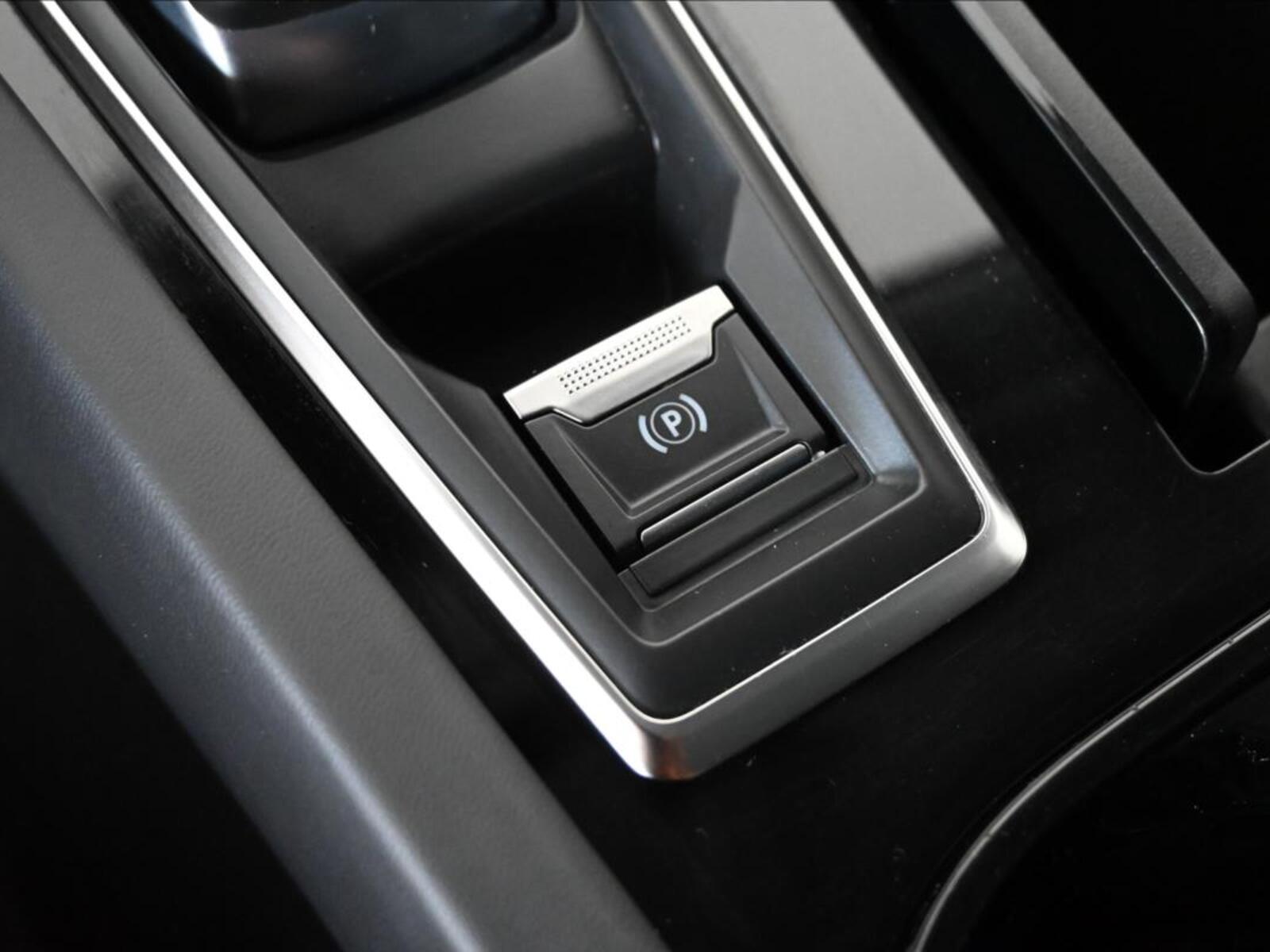 Peugeot 508 28