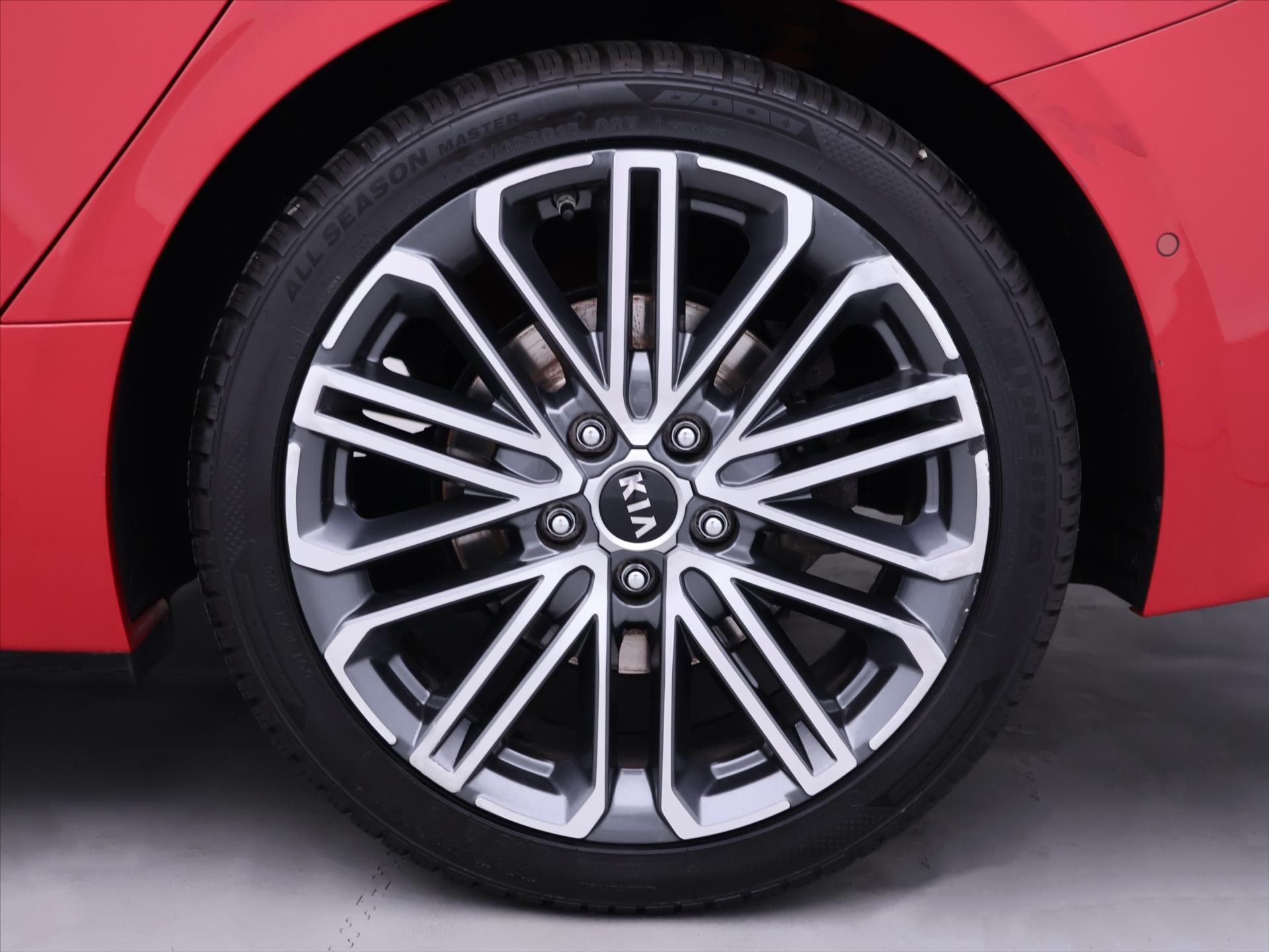 KIA ProCeed