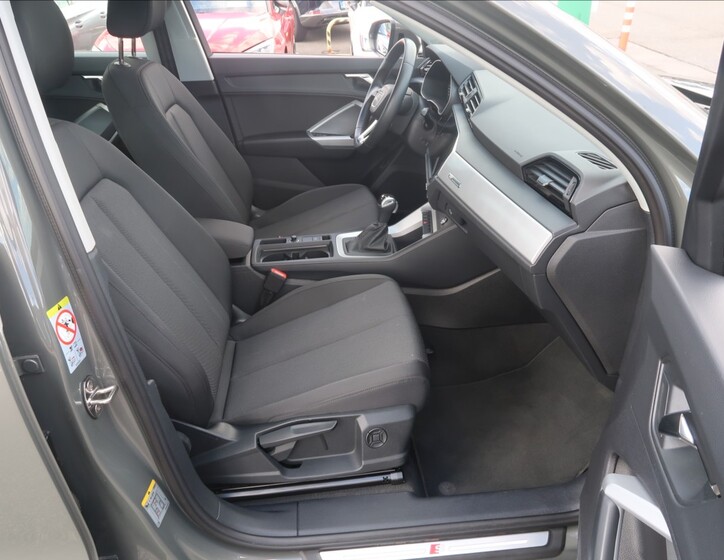 Audi Q3 18