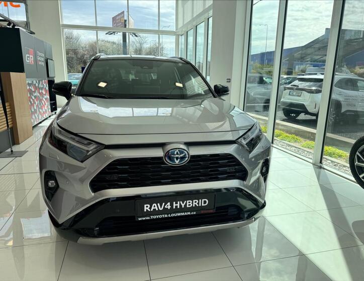 Toyota RAV4 6