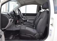 Volkswagen New Beetle 15