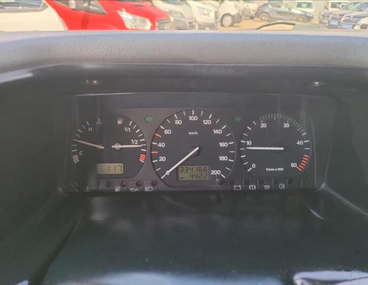 Volkswagen Transporter 32