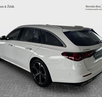 Mercedes-Benz Třídy E 7