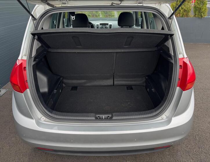 KIA Venga 11