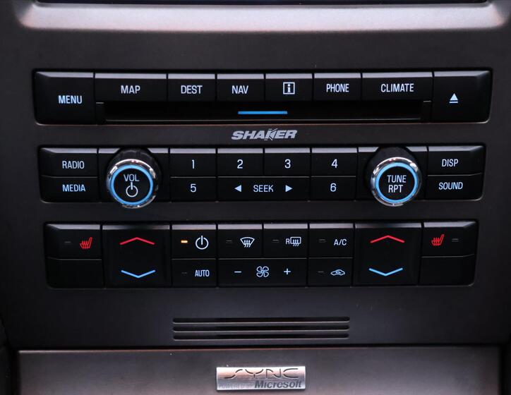 Ford Mustang 25