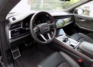 Audi RS Q8 13