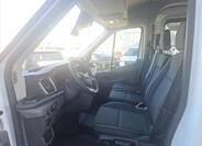 Ford Transit 9