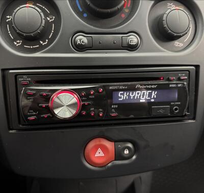 Renault Clio 15