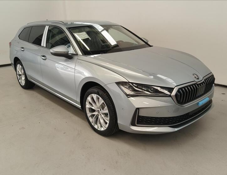 Škoda Superb 1