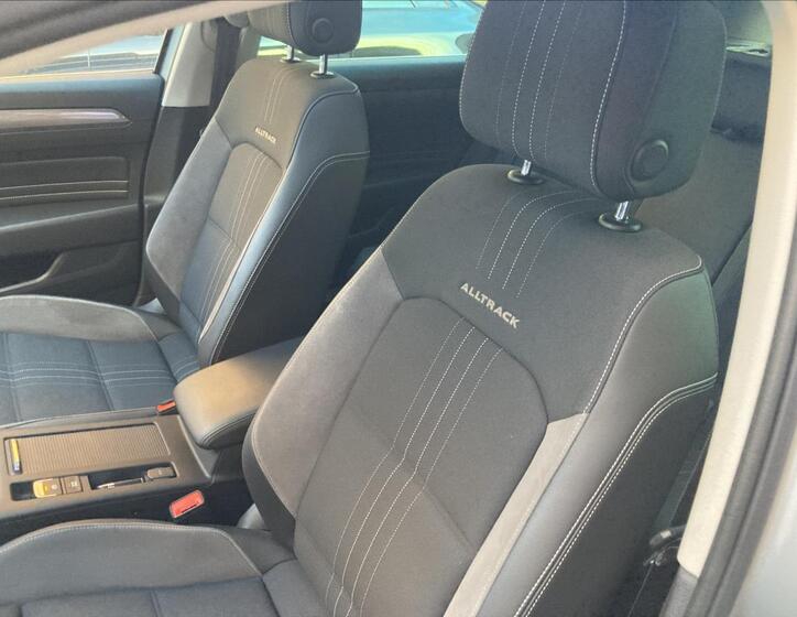 Volkswagen Passat 25