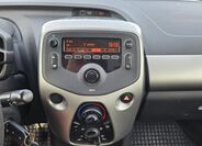 Peugeot 108 12