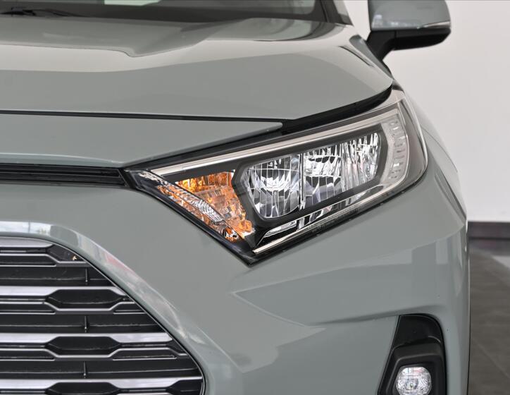Toyota RAV4 29