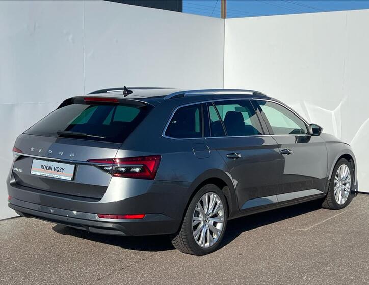 Škoda Superb 2