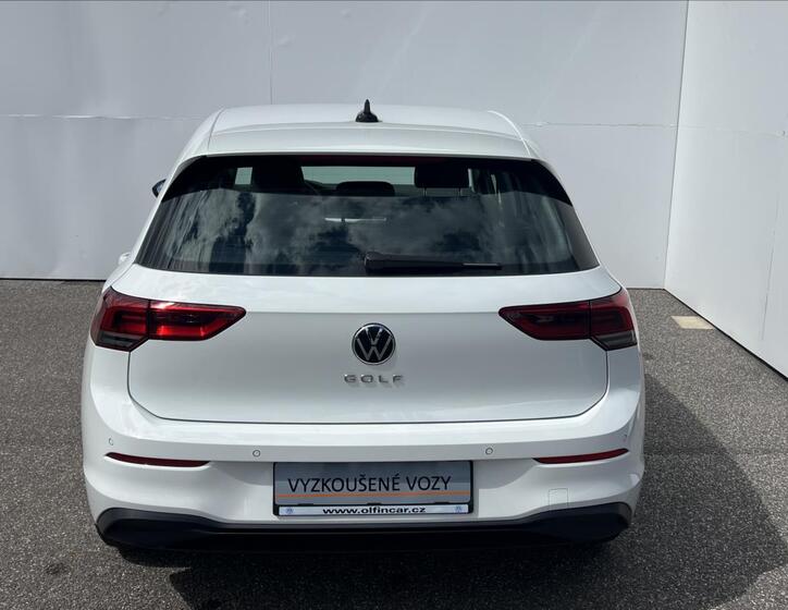 Volkswagen Golf 8