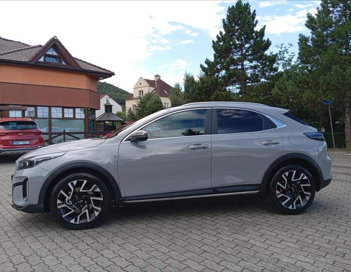 KIA XCeed 6
