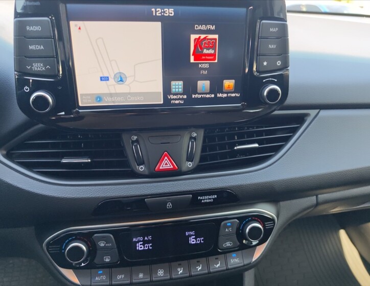 Hyundai i30 9