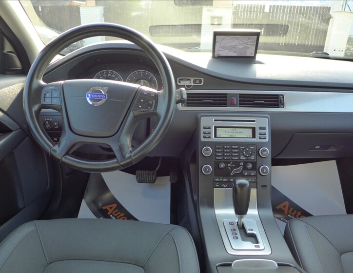 Volvo XC70 24