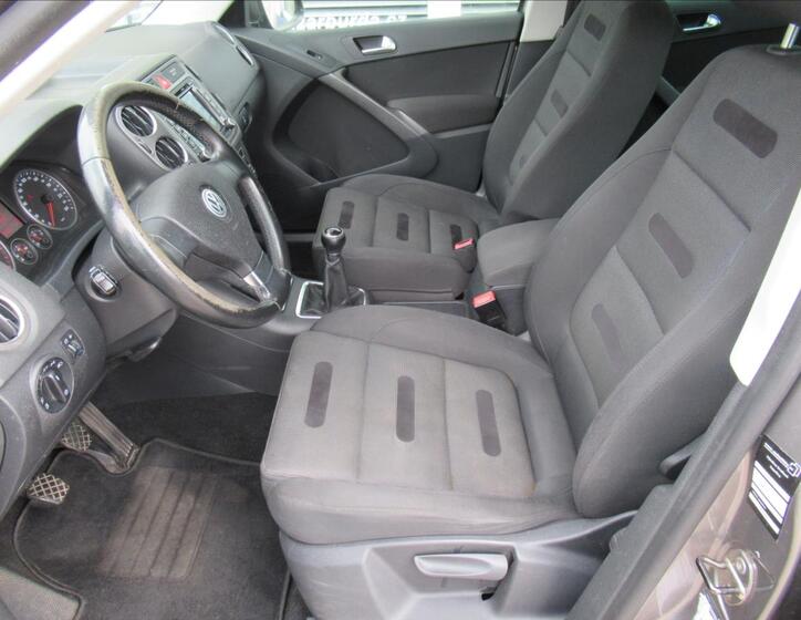 Volkswagen Tiguan 12