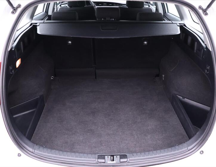 Toyota Auris 10