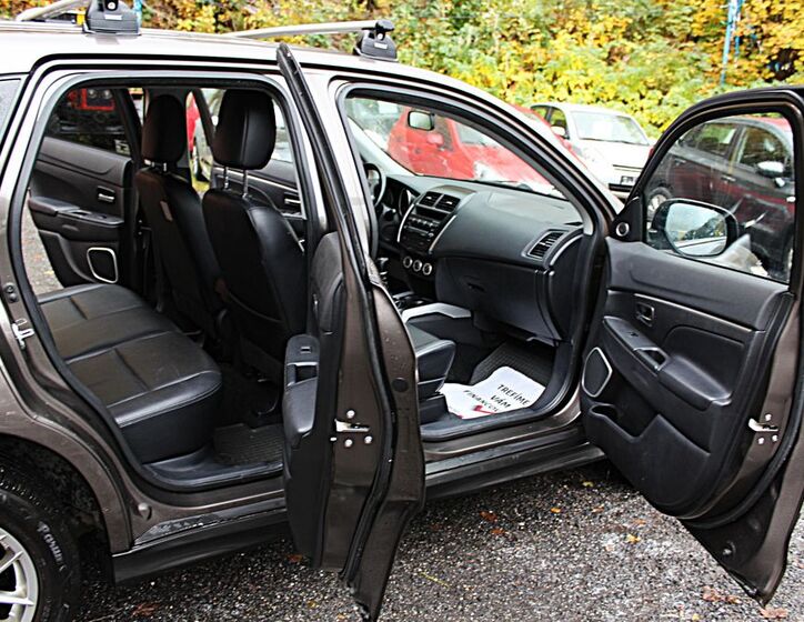 Mitsubishi ASX 16