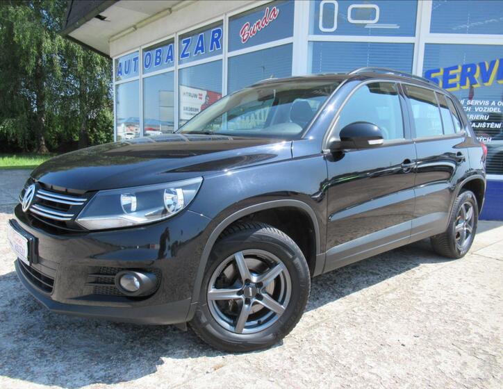 Volkswagen Tiguan 1