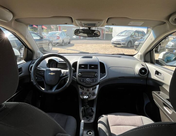 Chevrolet Aveo 20