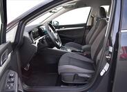 Volkswagen Golf 23