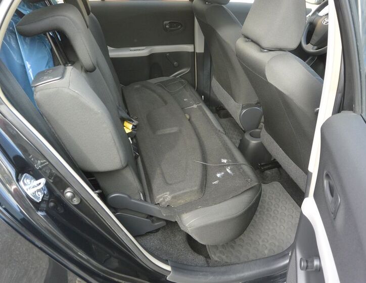 Toyota Yaris 25