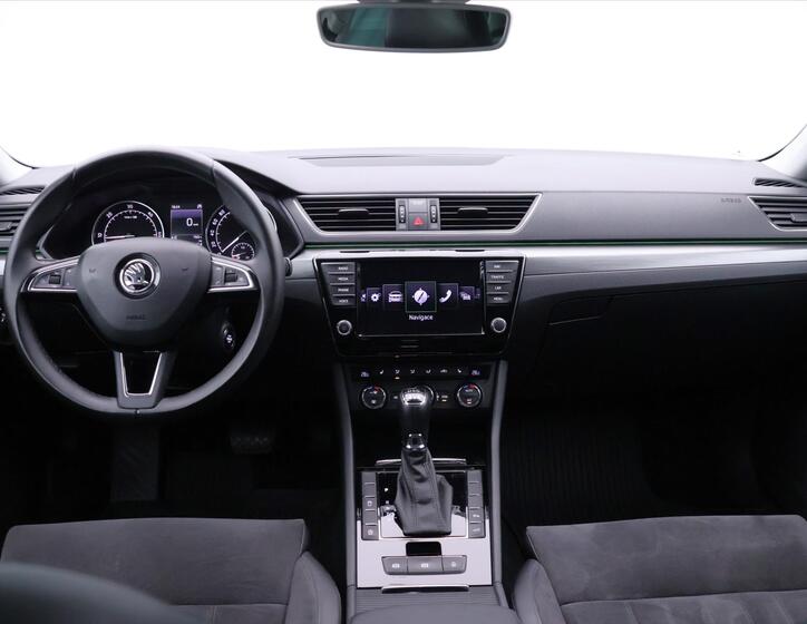 Škoda Superb 33