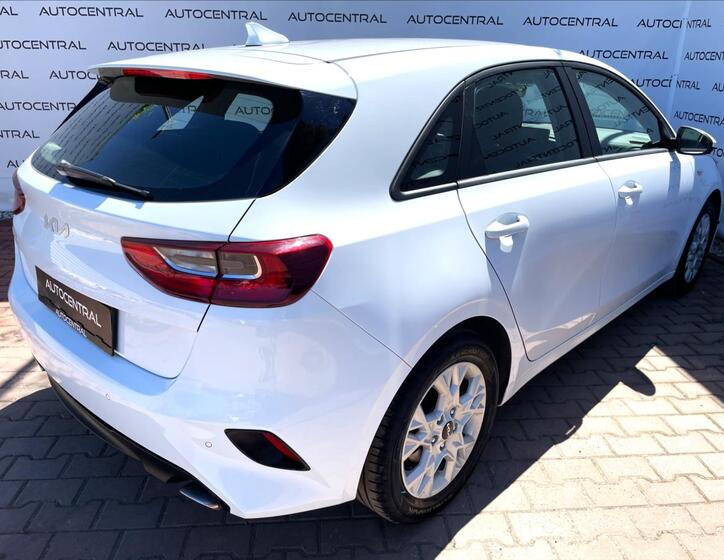 KIA Ceed 9