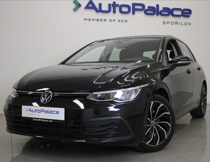 Volkswagen Golf 1