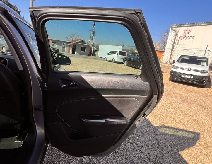 Opel Astra 18