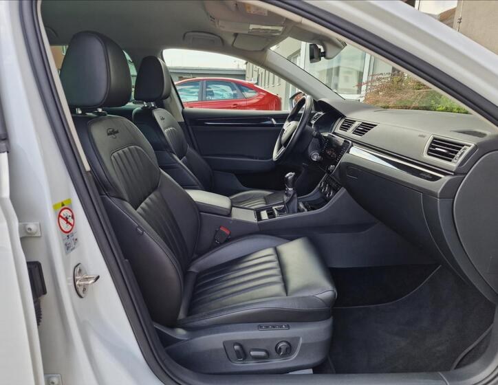 Škoda Superb 14