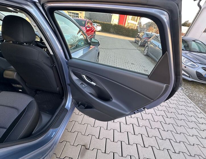 Hyundai i30 15