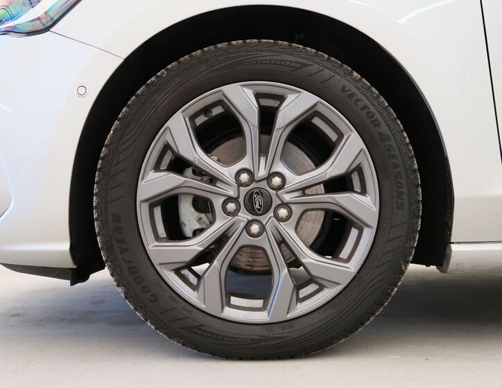Ford Focus 10