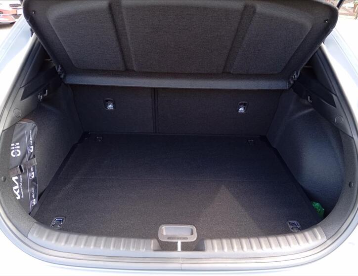 KIA XCeed 9