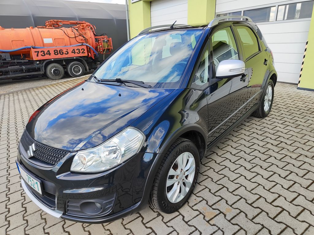 Suzuki SX4